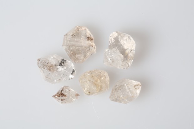 QUARTZ DIAMANT, cristaux et santé, photo Serge BRIEZ ®