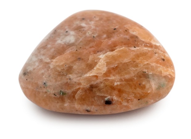 Calcite orange brut : pierre du mois d'avril 2014, photo Serge Briez®capmédiations