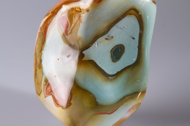 JASPE IMPERIAL detail forme libre, photo Serge Briez®capmediations