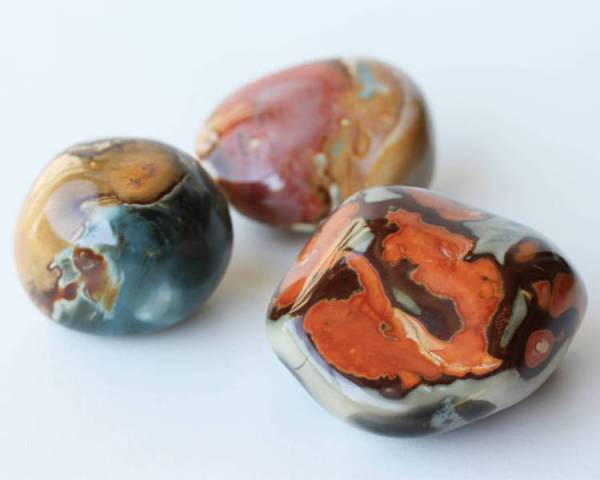 Galets polis de JASPE IMPÉRIAL, photo ®Cristaux et Santé, 2015