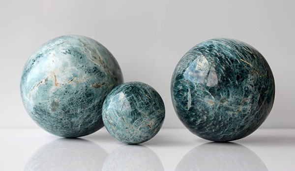 Boules d'APATITE VERTE, photo ®Cristaux et Santé, 2016