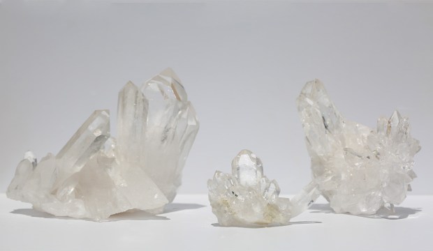 Druse de Cristal de Roche (Quartz), photo ®Cristaux et Santé, 2016