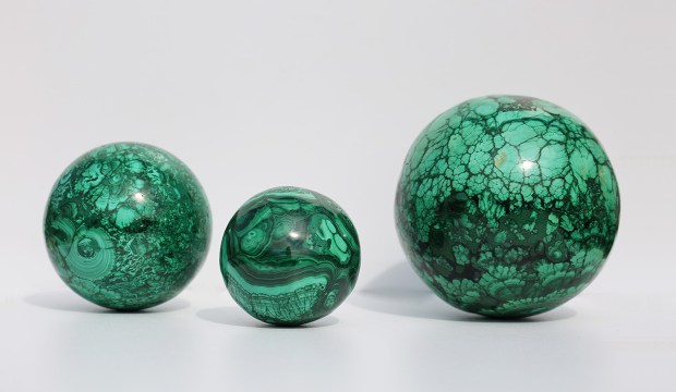 Boules de MALACHITE, photo ®Cristaux et Santé, 2016