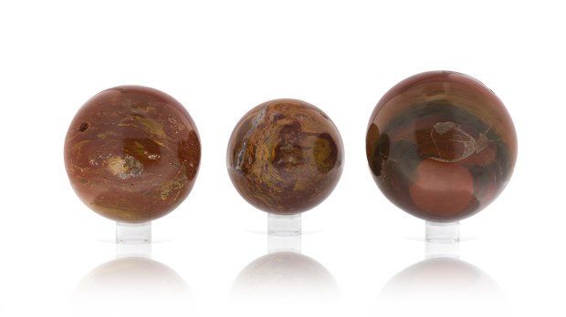 Boules de Jaspe Rouge, photo ®Cristaux et Bien-Être, 2017