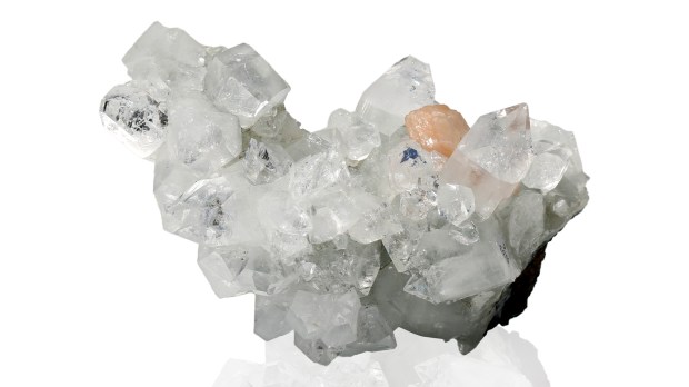 Pièce brute d'Apophyllite, photo ®Cristaux et Bien-Être, 2017